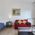 Close To The Spanish Steps, Wifi, Air Cond, 2 Bedrooms
