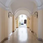 Charme E Lusso A San Pietro
