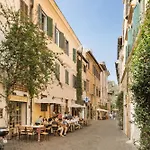 Luxury Apartment In Trastevere