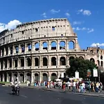 Gladiators At The Colosseum - Classrome27
