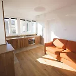 Delightful Penthouse View St Peter