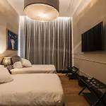 Mega Royal Suite