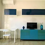 Lola\'S House