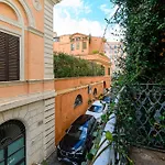 Colosseum Apartment With Terrace By Ndp Rent