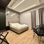 Eterna Suites Roma