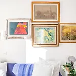 Elegantis Des Artistes Apartment