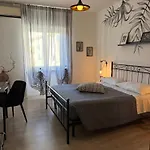 Eufonia Vinyl Friendly Apartment