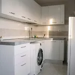 Romantic Apartment Metro A Ponte Lungo