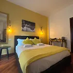 Vatican Qg Rooms