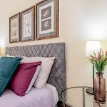 Vatican House Entire Apartment Two Bedrooms 2 Wi Fi A Portable One