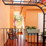 Monti Suite With Charming Terrace