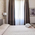 Castel Sant\'Angelo Inn
