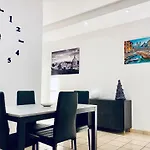 Nicole Guesthouse