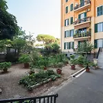 Rosa Di Roma