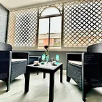 Luxury Apartment With Spa And Free Parking