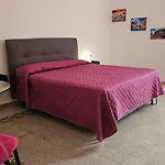 Taranto Rooms