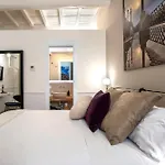Pantheon Suites Rome 2