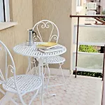 Graceful Apartment Near St Peter Metro 100 Mt