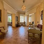 Moon Cove, Villa Borghese Prestige Hideaway Rome