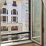 Tritone Luxury House