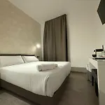Relais Merulana Guest House
