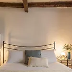 Iflat Campo De Fiori\'S Comfy Gem