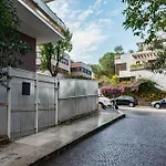San Pietro Terrace Apartment