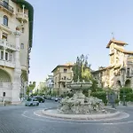 Modern Apartment 100 Meters From Piazza Mincio