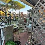 Domus Apartments