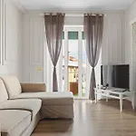 Maison G - New Design Apartment With Balcony