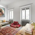 Bordeaux Luxury Apartment Rome