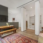 Bordeaux Luxury Apartment Rome