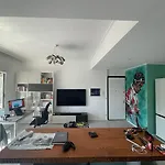 Stylish 1 Bedroom Apartment In Rome