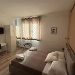 Eur Guest House