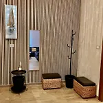Tiger Deluxe Apartment Rome 50 M From Tram