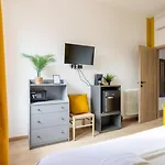 Croma - Guest House
