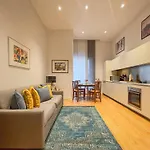 Suites Urbana 152