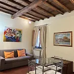Navona Studio Apartment Livia