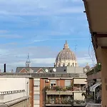 Fall In Love With Roma Vaticano