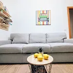 Appartamento Agli Acquedotti, Con Giardino Privato
