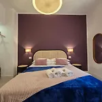 Iaio Luxury Suite