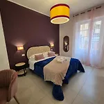 Iaio Luxury Suite