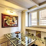 Spacious Flat By Piazza Navona