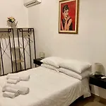 Trastevere Home Garibaldi 14