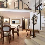 Beatrix Apartment In Trastevere