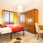 La Piccola Retro , Urban Color And Comfort