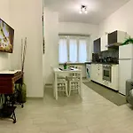 Mate\'S Apartment