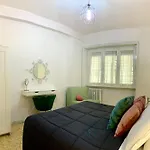 Mate\'S Apartment