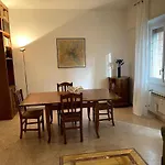 Desy Vatican House