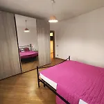 Ele House